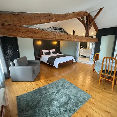 Homestay L'odyssee De Melyna Entre Beaujolais & Bourgogne Jullie